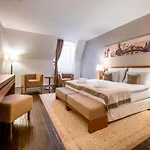 Elizabeth Hotel