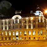 Elizabeth Hotel 4*