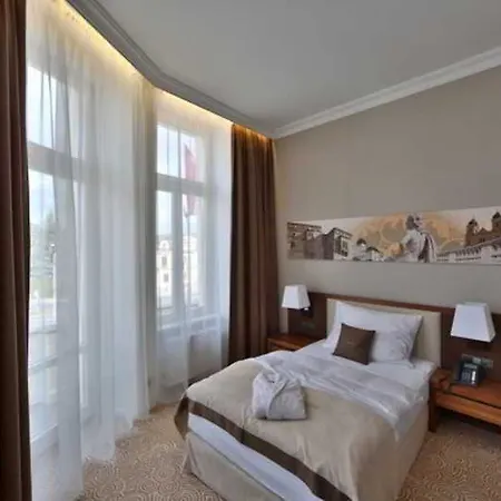 فندق إليزابيث 4*