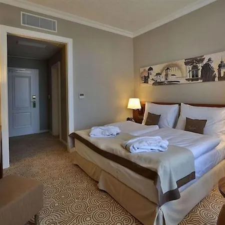 Elizabeth Hotel