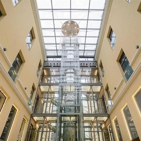 伊丽莎白酒店 4*